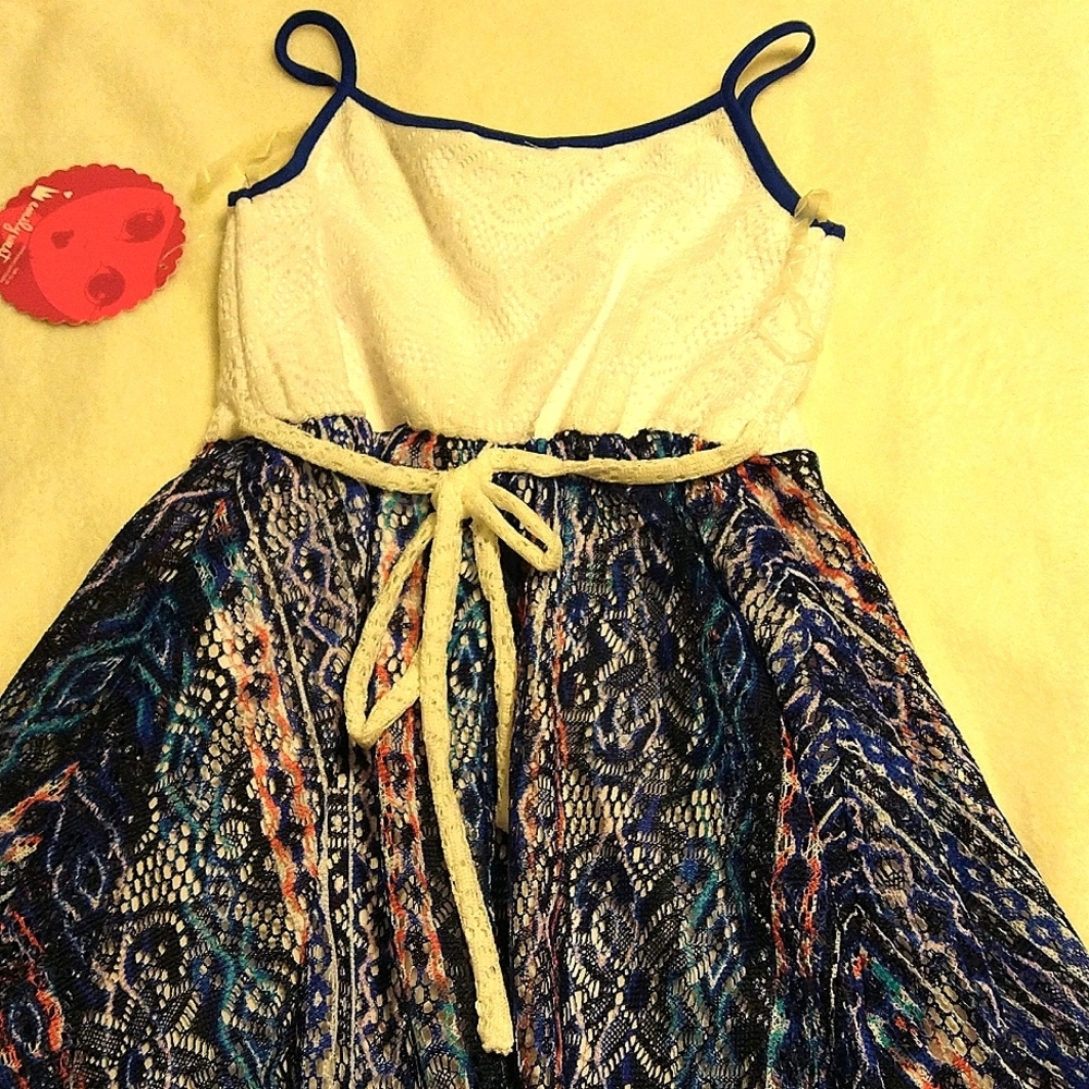 2/$20 Emily West crochet-style dress w/ necklace - Picture 4 of 4
